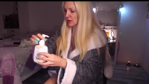 Monna online show from February 16, 2:48 pm