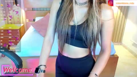 Help me achieve 100 thumbs up  online show from December 16, 3:24 am