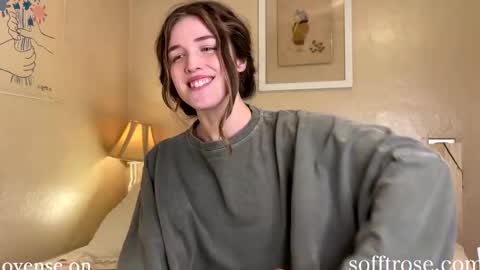 Snapshot of sofftrose chatting on January 31, 4:14 am Julia    online show from January 31, 4:14 am