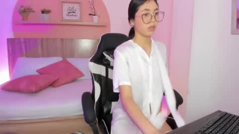 S O F I  online show from June 13, 7:24 pm
