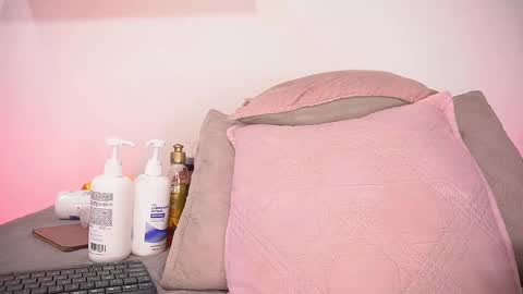 Snapshot of sofi_decker chatting on September 11, 3:08 am Sofia online show from September 11, 3:08 am