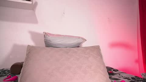 Snapshot of sofi_decker chatting on September 10, 3:07 am Sofia online show from September 10, 3:07 am
