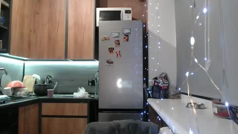 Sofi online show from February 24, 6:22 pm