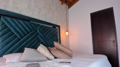 Sofi online show from December 3, 11:22 am