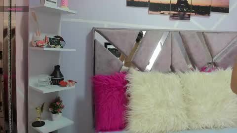Snapshot of sofi_noa chatting on March 12, 11:20 am Sofi Noa online show from March 12, 11:20 am