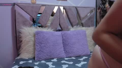 Snapshot of sofi_noa chatting on February 21, 11:22 am Sofi Noa online show from February 21, 11:22 am