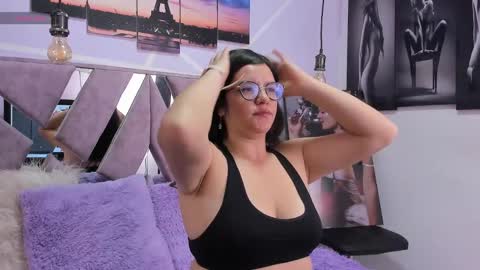Snapshot of sofi_noa chatting on February 24, 11:21 am Sofi Noa online show from February 24, 11:21 am