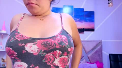 Snapshot of sofi_noa chatting on September 30, 11:32 am Sofi Noa online show from September 30, 11:32 am