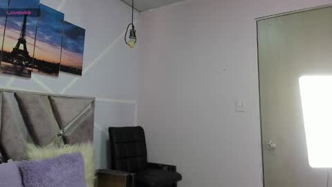 Snapshot of sofi_noa chatting on March 10, 11:23 am Sofi Noa online show from March 10, 11:23 am