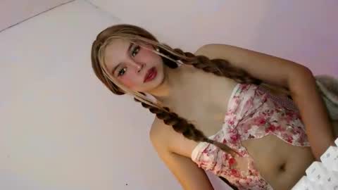 sofia online show from March 8, 4:27 am