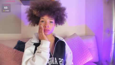 S O F I A  online show from March 30, 7:58 pm