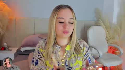 SOFIA PAMELA online show from February 4, 7:07 pm