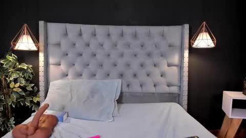 SOFIA online show from November 12, 8:22 pm