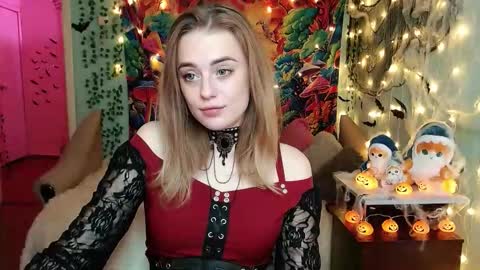 sofia_rosemary online show from October 31, 5:57 pm