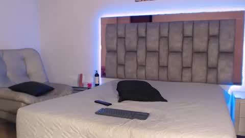 sofia_velez26 online show from July 1, 11:35 pm