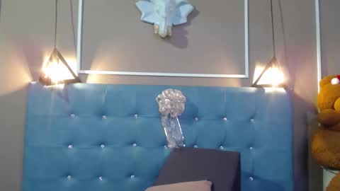 Sofa online show from December 5, 11:52 am