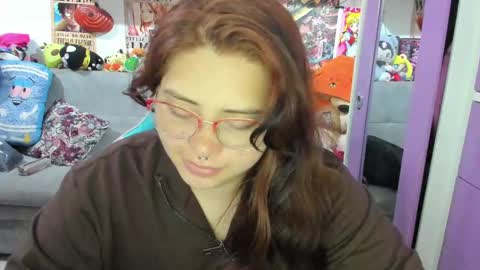 Sofia online show from October 3, 8:50 pm