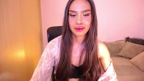 Samara Silex online show from November 28, 3:25 am