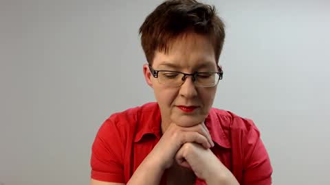 Snapshot of sofie_velvet chatting on February 13, 4:17 pm Sofie Velvet online show from February 13, 4:17 pm