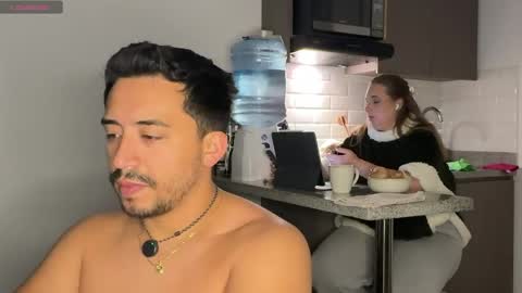 sofii_n_diego online show from March 31, 11:49 pm