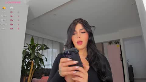    online show from October 24, 8:42 pm