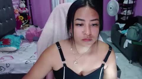 sofia Dreams online show from March 19, 1:55 am