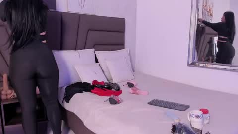      online show from November 23, 11:41 am