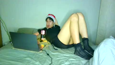 Softie online show from December 22, 6:47 pm