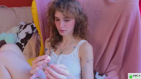 E online show from February 25, 9:13 am