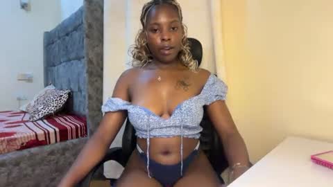 soft_nicole online show from July 23, 10:07 pm
