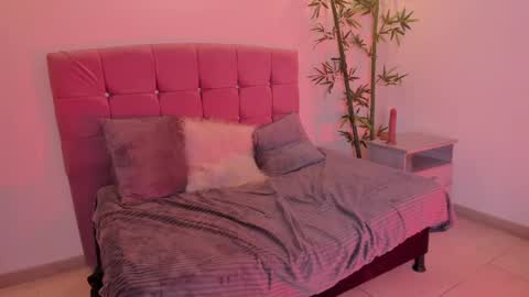 Soft  online show from June 5, 4:52 am