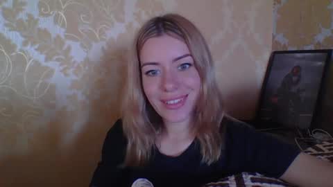 softy_aura online show from June 26, 10:43 am