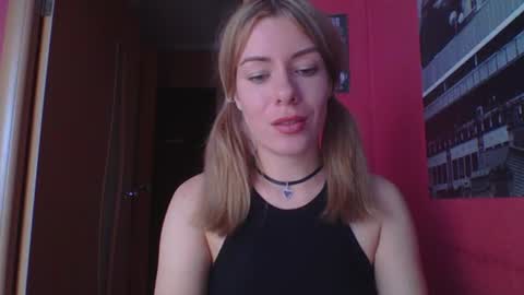softy_aura online show from June 25, 10:09 am