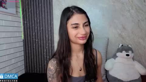 Sol  online show from October 25, 7:25 pm