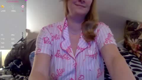 solesticia online show from January 13, 7:54 pm