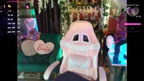 solesticia online show from October 31, 3:29 am