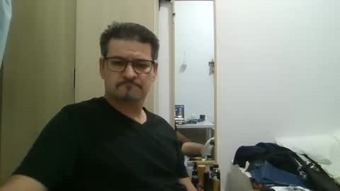 Snapshot of solitariodf2022 chatting on October 4, 6:28 pm solitariodf2022 online show from October 4, 6:28 pm