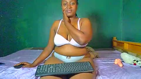 Solly bunny online show from April 18, 2:13 am