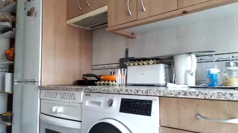 solo4u2 online show from April 9, 10:32 am