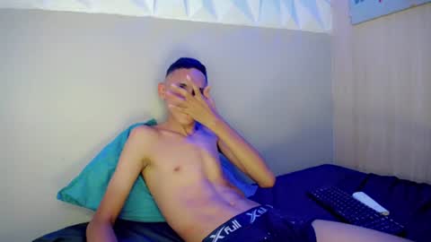 ESTEBAN online show from July 31, 2:01 am