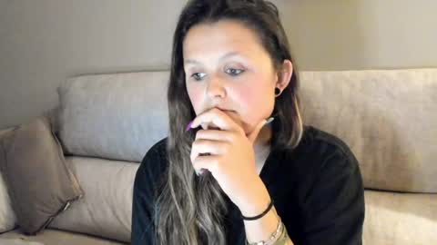 SomeonesDay online show from March 31, 9:04 pm