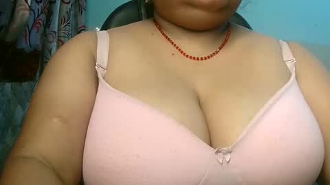 soni88888 online show from December 16, 3:40 pm