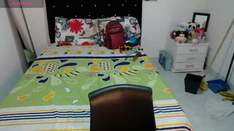 soniahardass online show from April 24, 12:18 pm