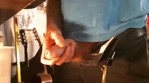 BruceWilly online show from December 18, 11:38 am