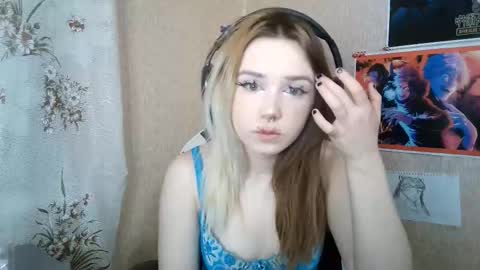 Mila online show from March 27, 4:41 pm