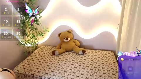 sophi_and_dereck online show from June 1, 1:01 pm