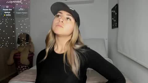 Sofi online show from September 30, 3:17 am