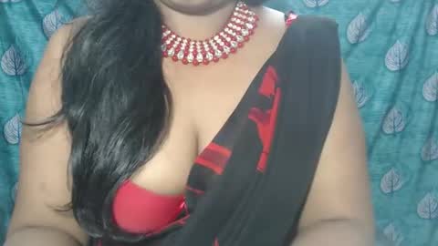 Snapshot of sophia_indian chatting on September 28, 8:56 am Sophia Tamil online show from September 28, 8:56 am