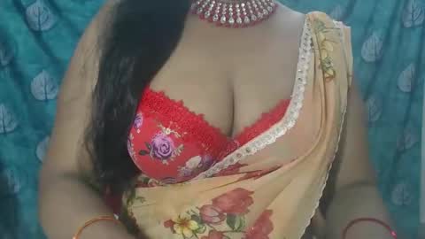 Snapshot of sophia_indian chatting on September 18, 5:44 am Sophia Tamil online show from September 18, 5:44 am