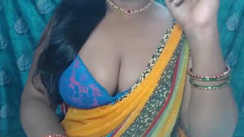 Snapshot of sophia_indian chatting on September 26, 8:44 am Sophia Tamil online show from September 26, 8:44 am